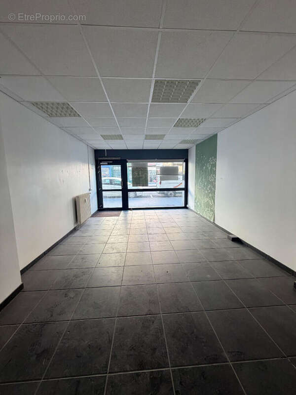 Local commercial centre-ville - photo 2