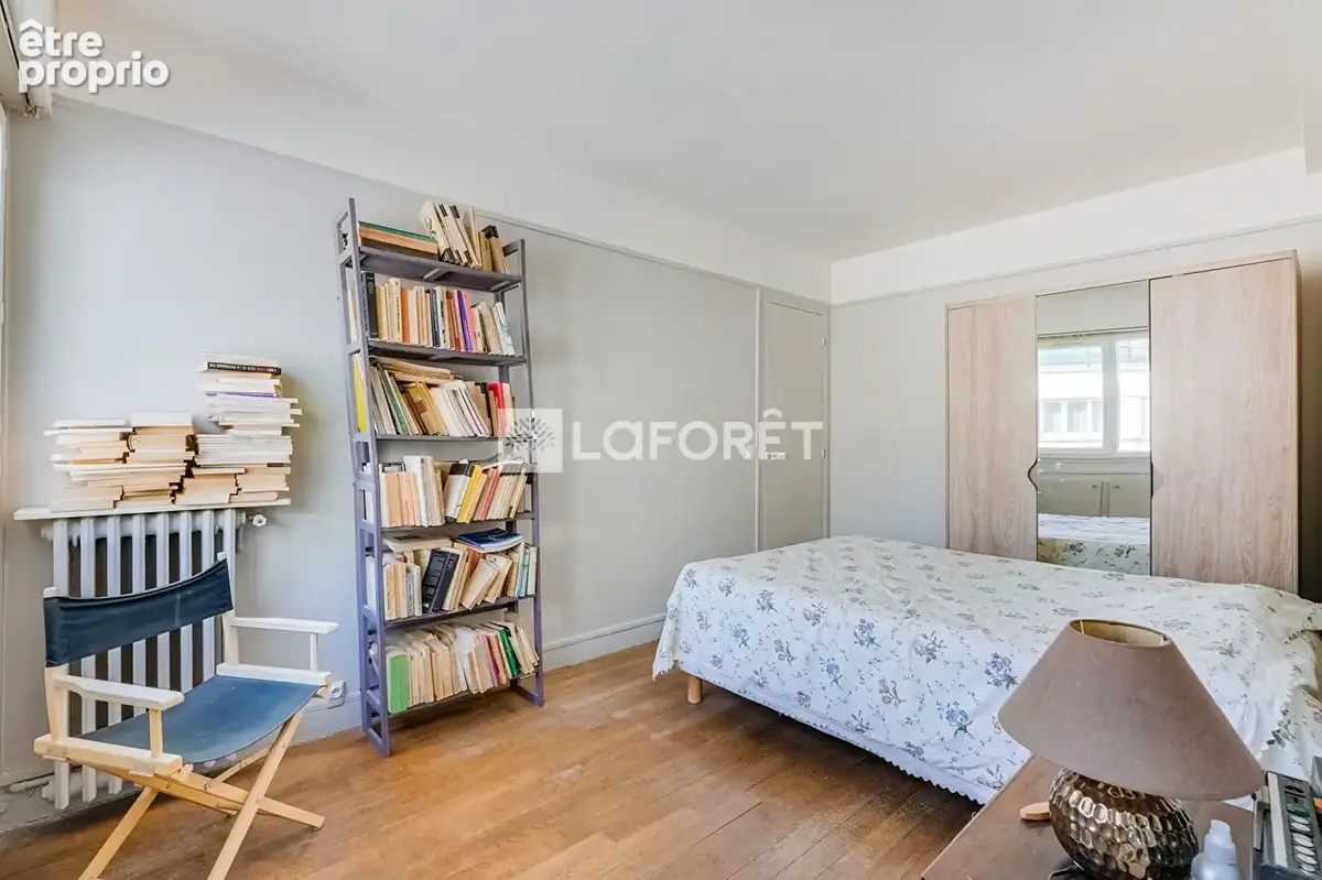 Appartement Paris 2 pièces 40 m2 - Secteur Mairie du XVème - photo 5