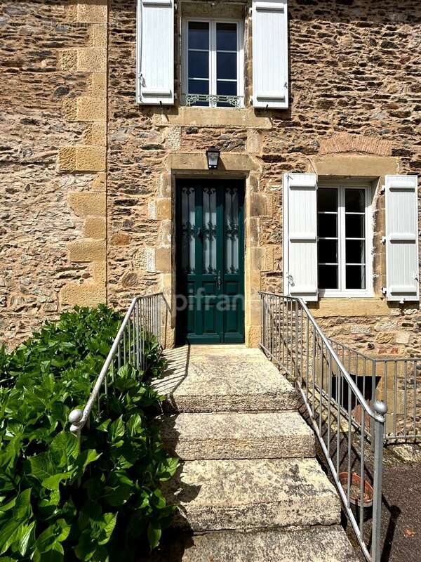 Maison de maitre à vendre 13 pièces LANOUAILLE (24) 2.6 hectares - photo 45