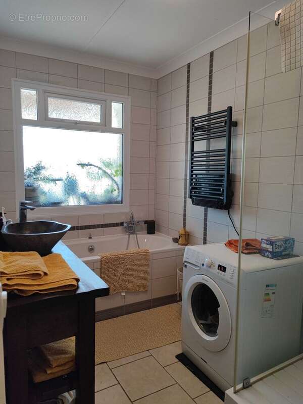 Maison à CHASSENEUIL-SUR-BONNIEURE