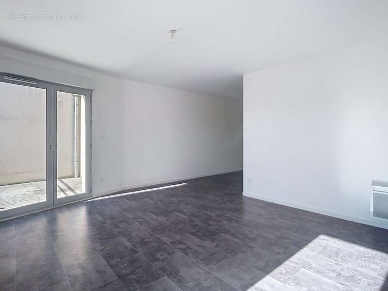 Appartement à vendre 4 pièces LA MEMBROLLE SUR CHOISILLE (37) - photo 3