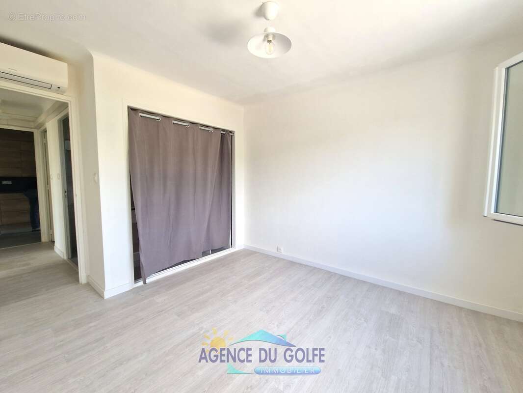 Type 3 rénové avec terrasse et beau jardin proche commerces - photo 6