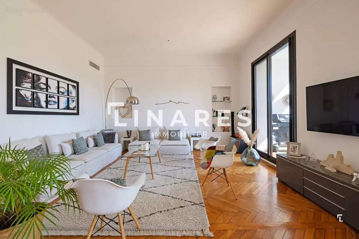Appartement à MARSEILLE-8E