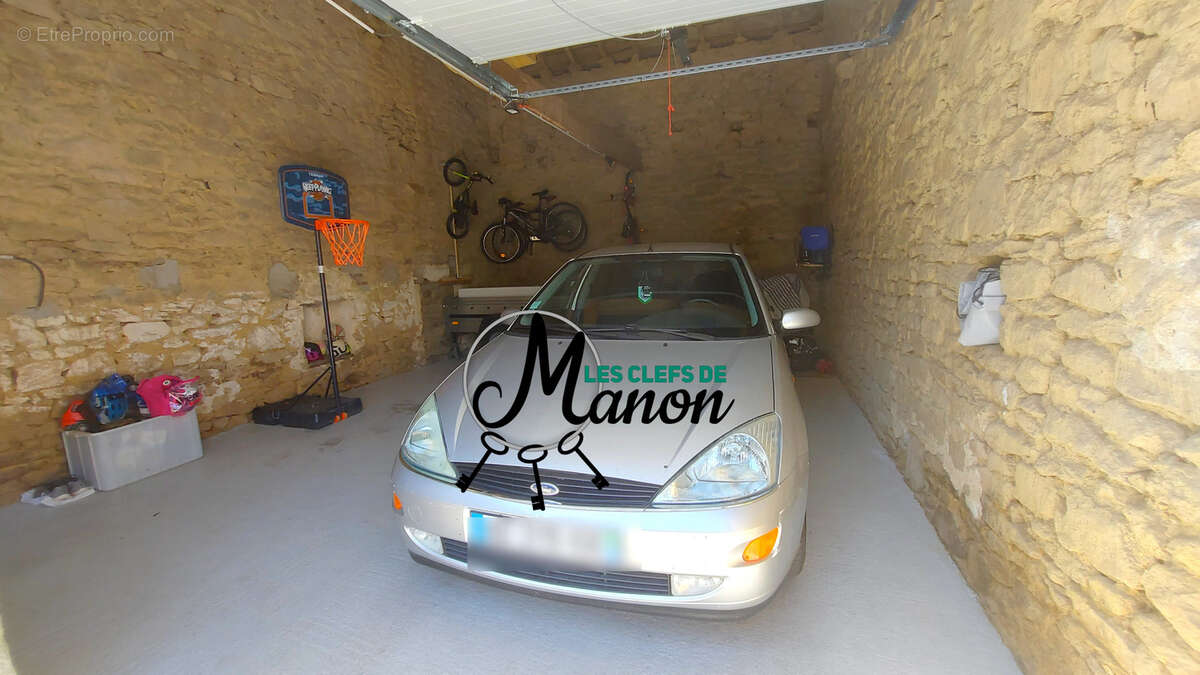 Maison à CHATEAUPONSAC