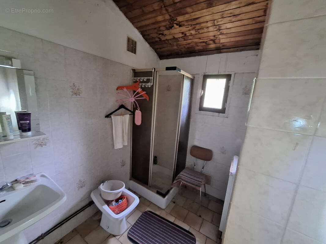 Maison à SAINT-CERNIN-DE-L&#039;HERM