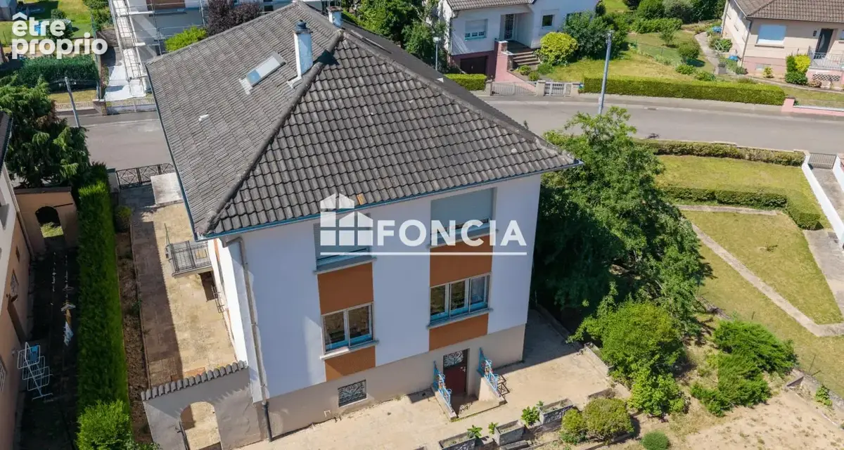 LINGOLSHEIM - Maison familiale avec fort potentiel – 195 m², deux logements indépendants et terrain constructible de 300 m² - photo 3