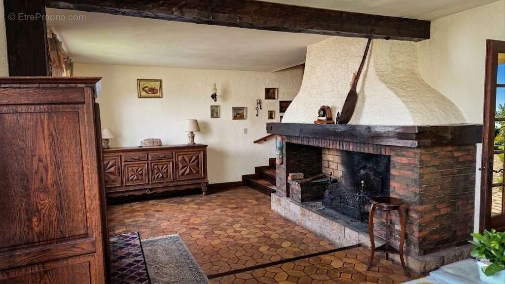 Maison à AUDINCOURT