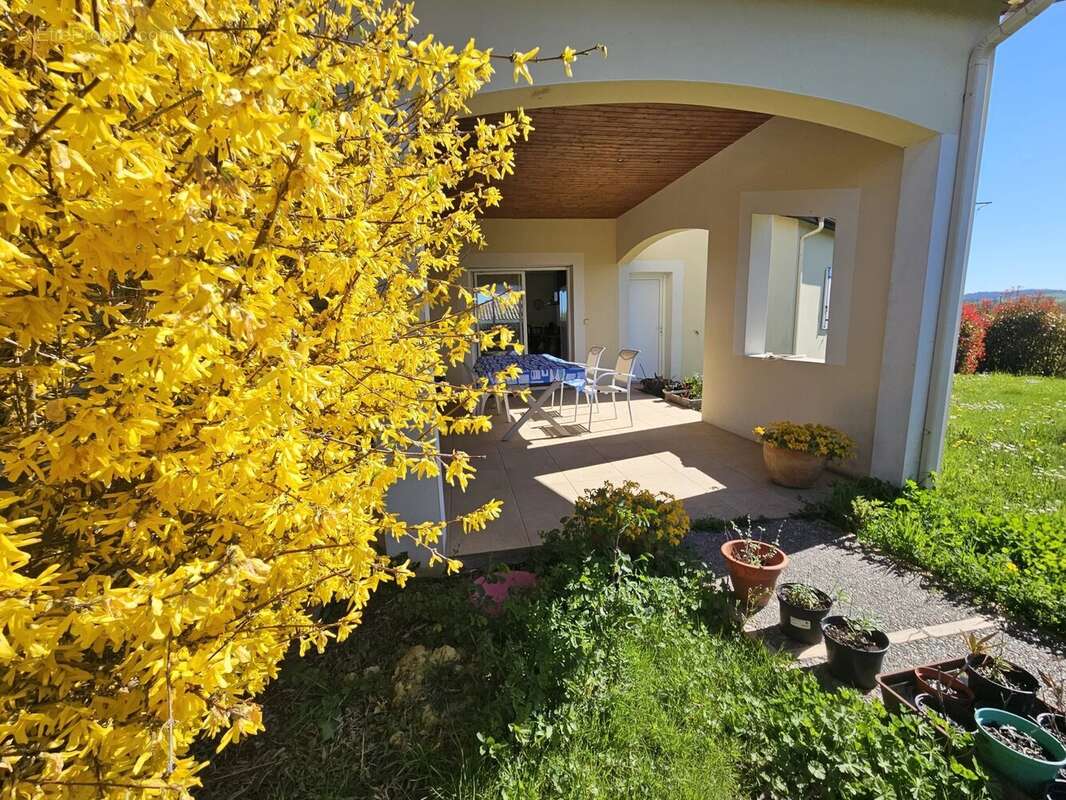 Maison à SARAMON