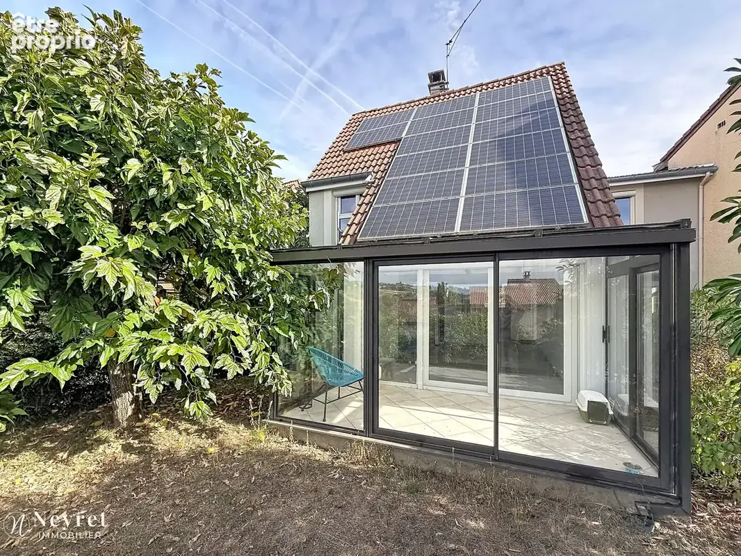 Maison familiale 110 m2 avec piscine, suite parentale et panneaux solaires   Saint-Joseph - photo 2