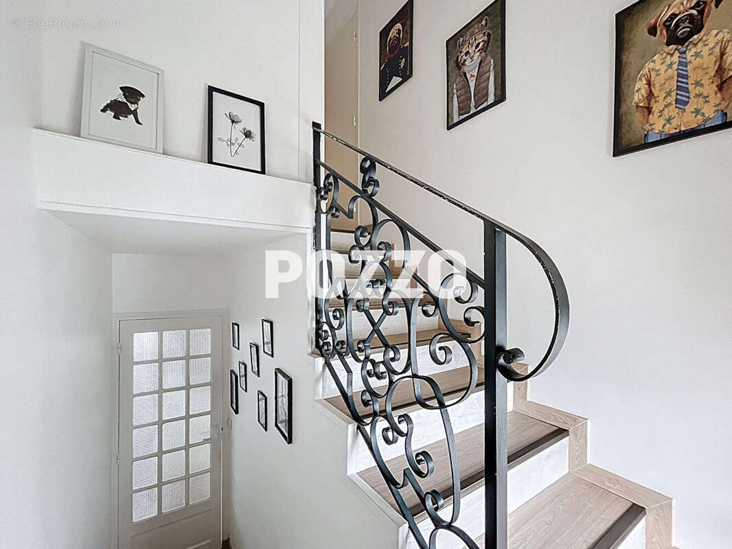 Maison à DONVILLE-LES-BAINS