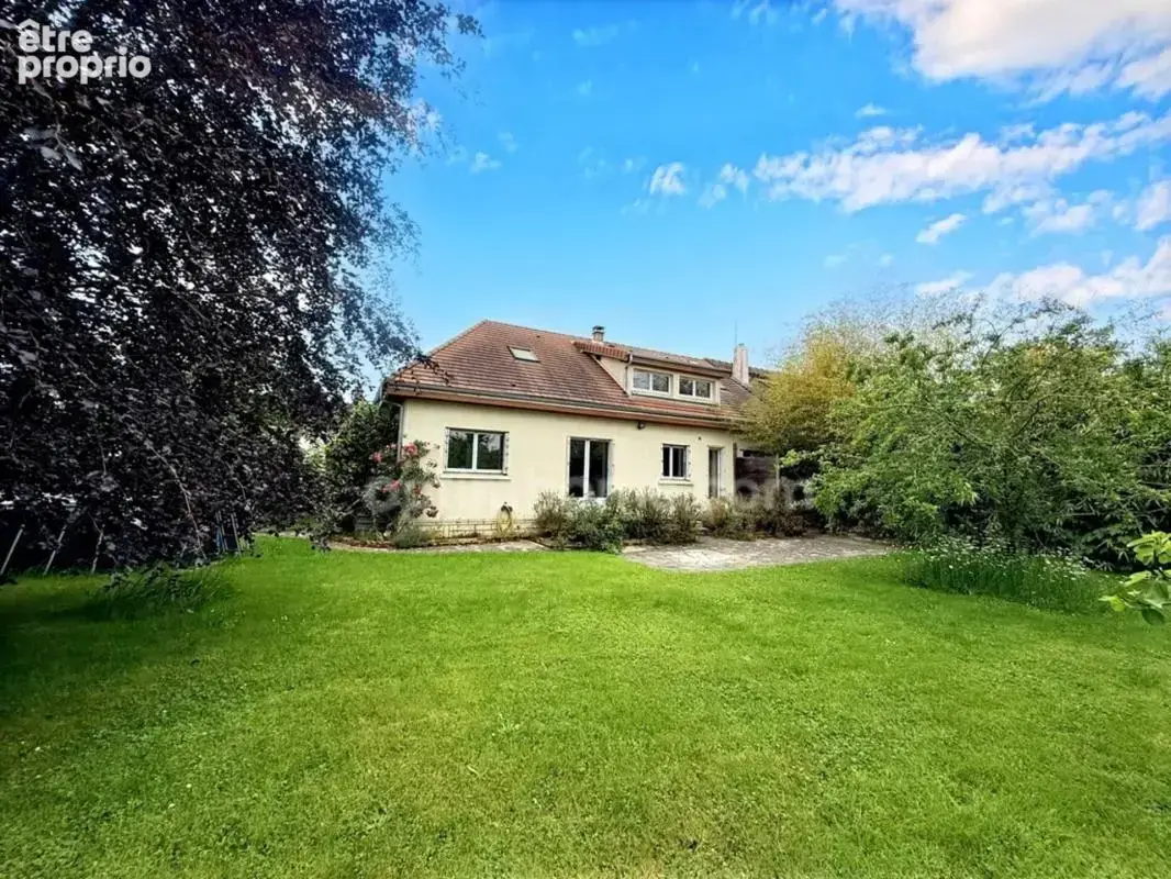 A vendre - Maison familiale individuelle de 152 m² – 6 pièces - Ozouer-le-Voulgis (77) - photo 25