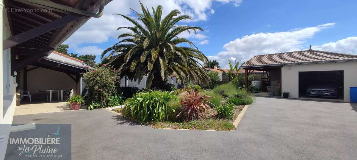 Maison à LA PLAINE-SUR-MER