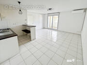 Appartement à LAVERNOSE-LACASSE