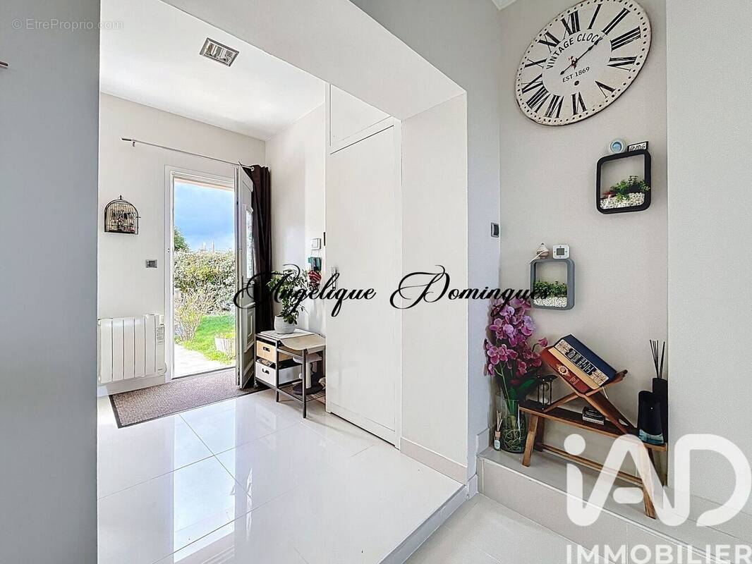 Photo 1 - Maison à MEZIERES-SUR-SEINE