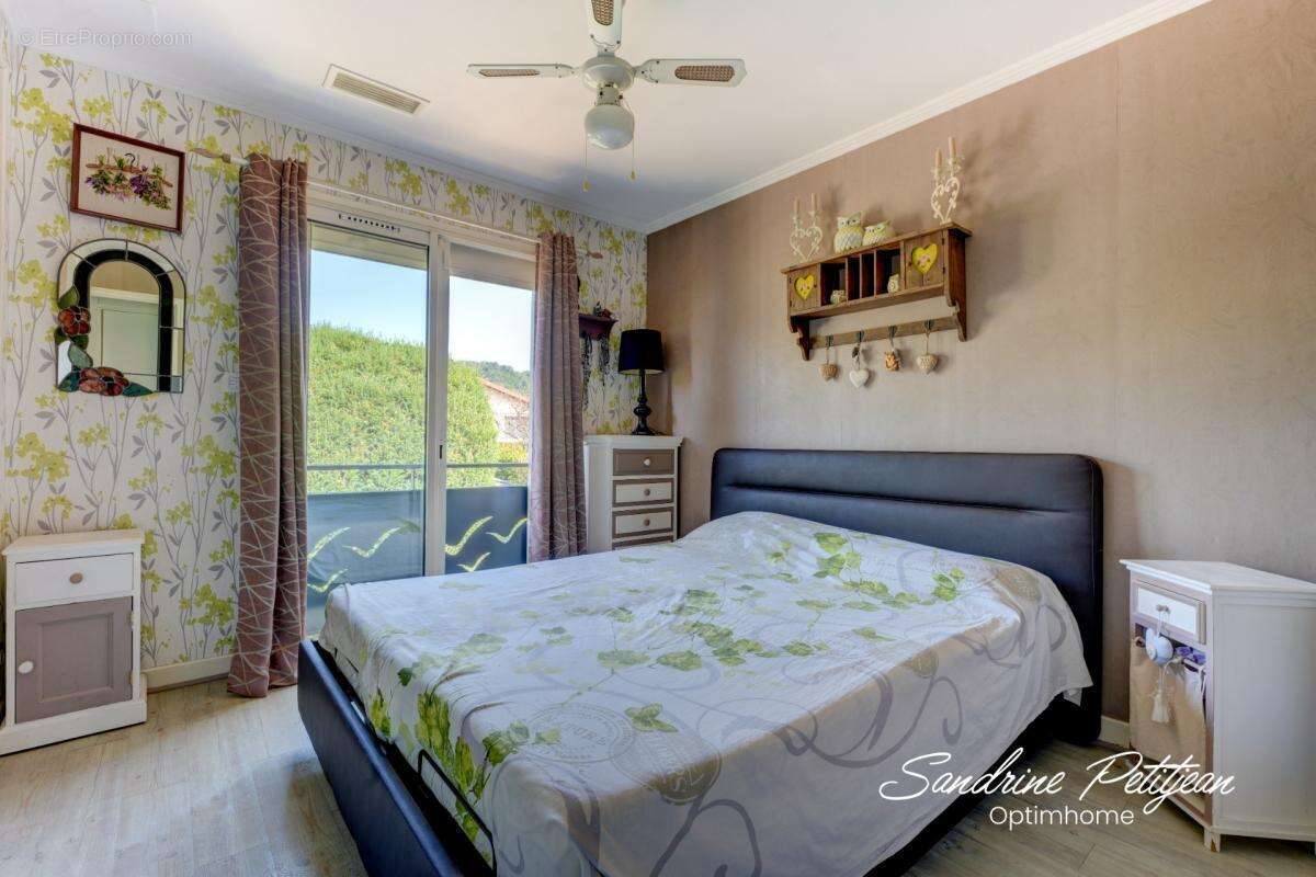 Maison à vendre 4 pièces - parcelle 997m² - Saint Maurice de Beynost 01700 - photo 9