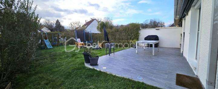 Maison à CROISSY-BEAUBOURG