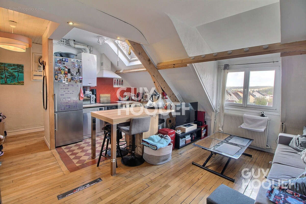 Appartement à CHAVILLE