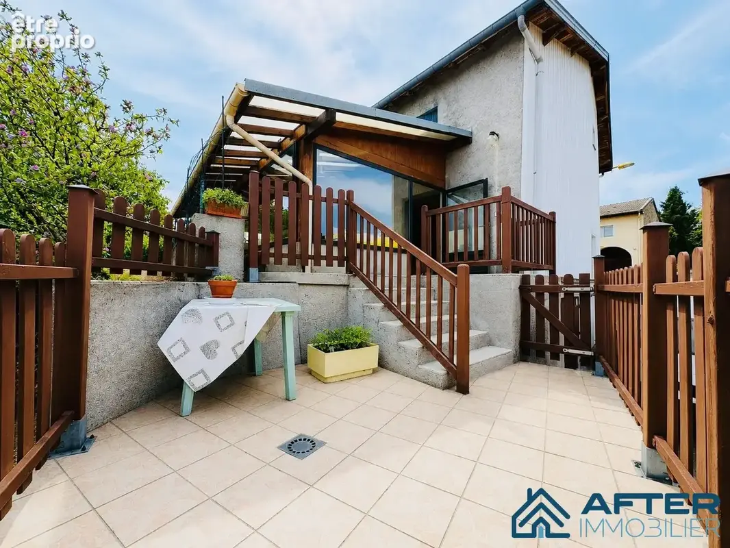 Maison 150 m² à Vincey  - photo 2