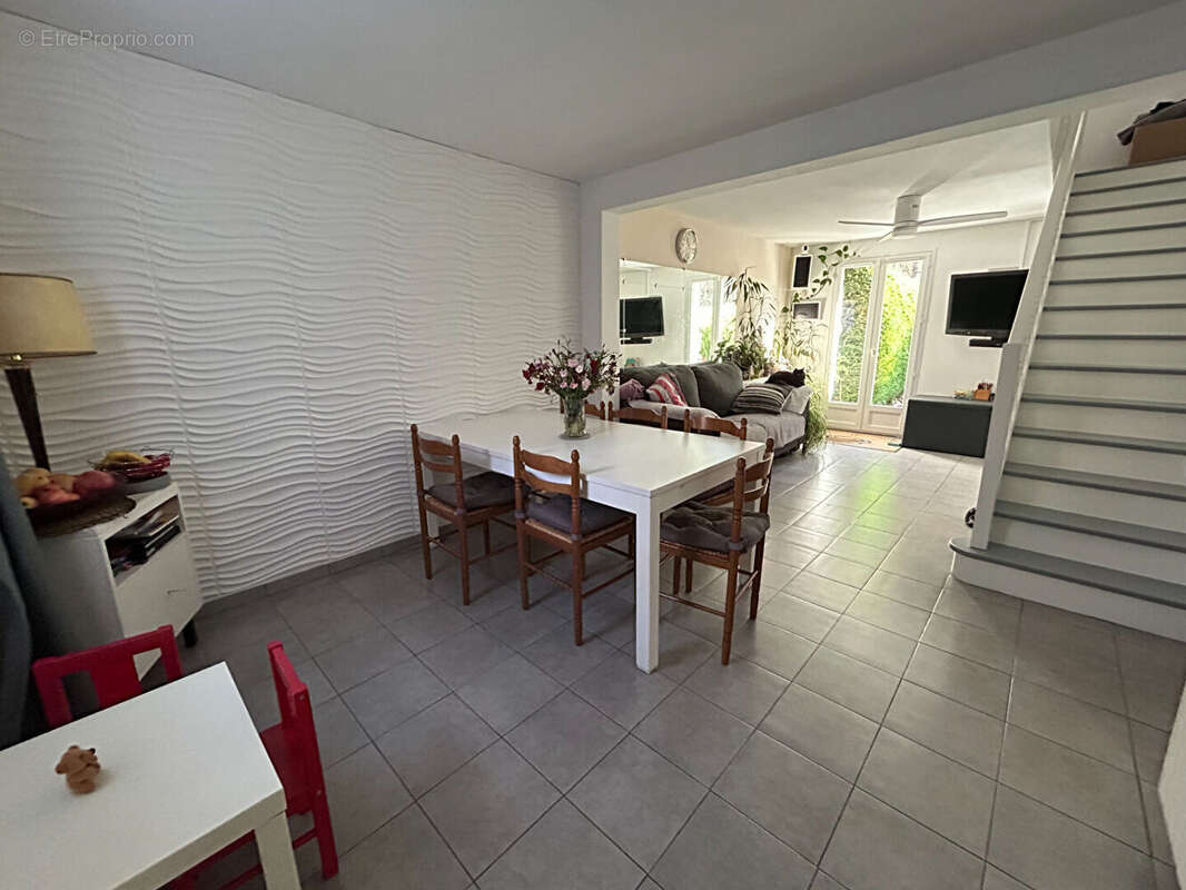 Maison à TRAPPES