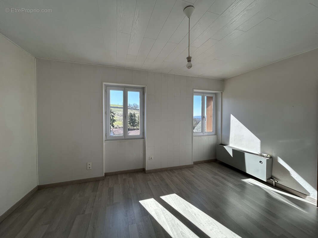 Appartement à PRADELLES