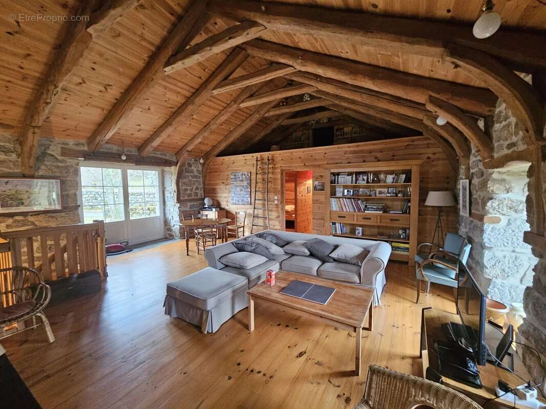 Maison à MAZET-SAINT-VOY