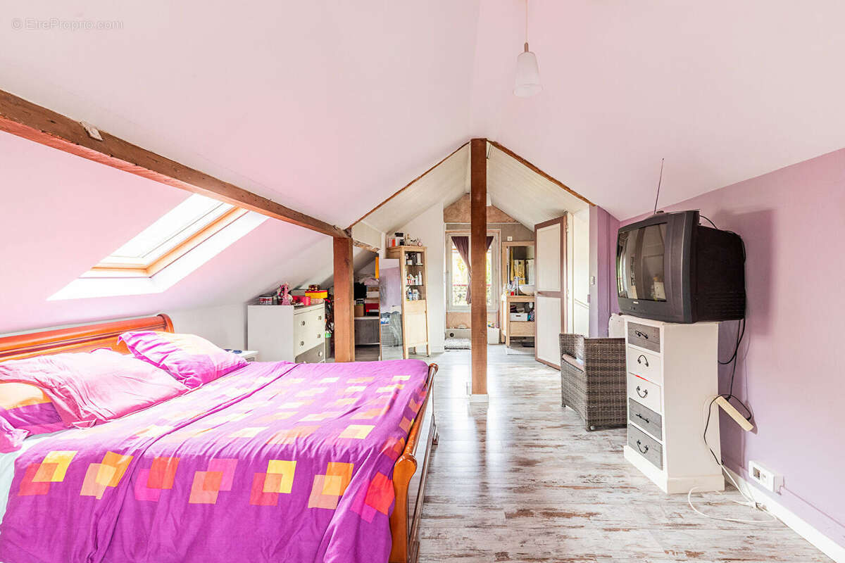 Maison à VILLENEUVE-SAINT-GEORGES