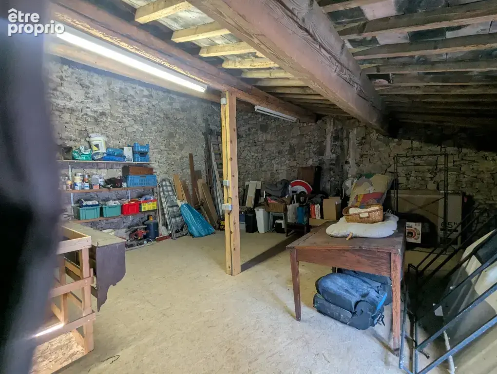 Maison de village 2 chambres et VASTE REMISE - photo 18