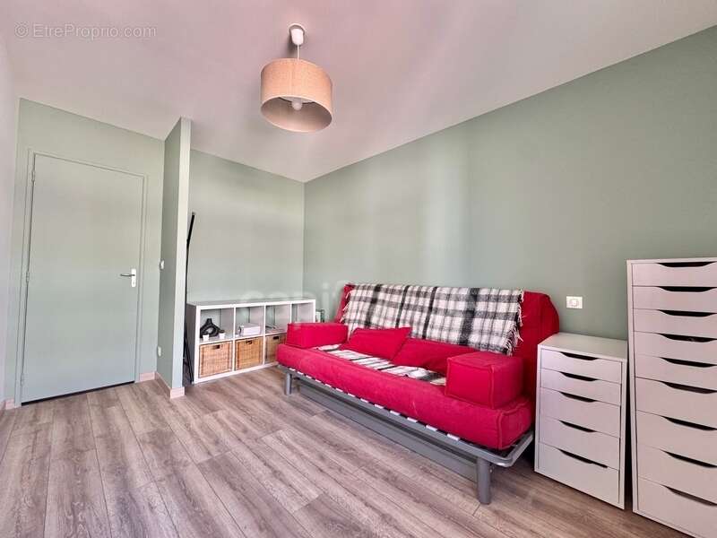 Appartement à LE COTEAU