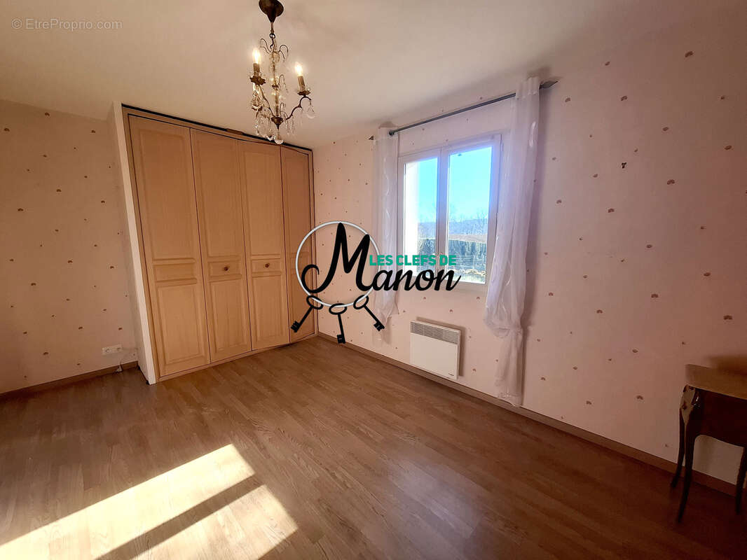 Maison à CHATEAUPONSAC