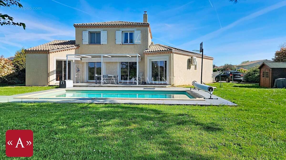 Maison à SAINT-SULPICE