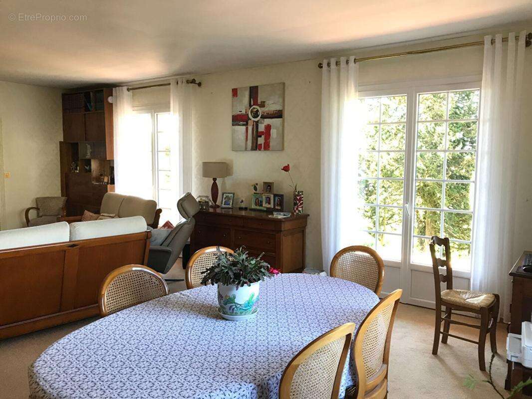 Maison Pouzauges 85700, 2 chambres  plus logement - photo 3
