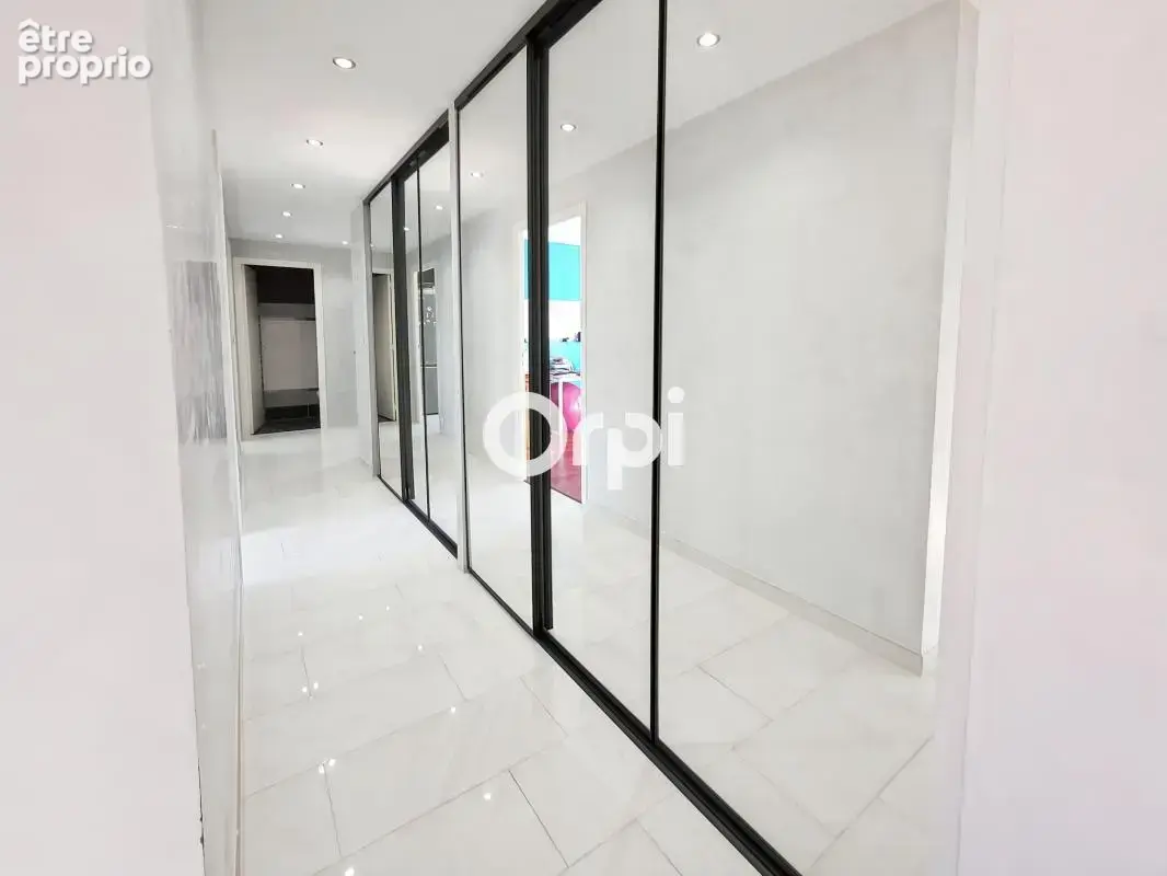 Lumineux T4 traversant de 88 m² avec 3 balcons – La Blancarde - photo 8