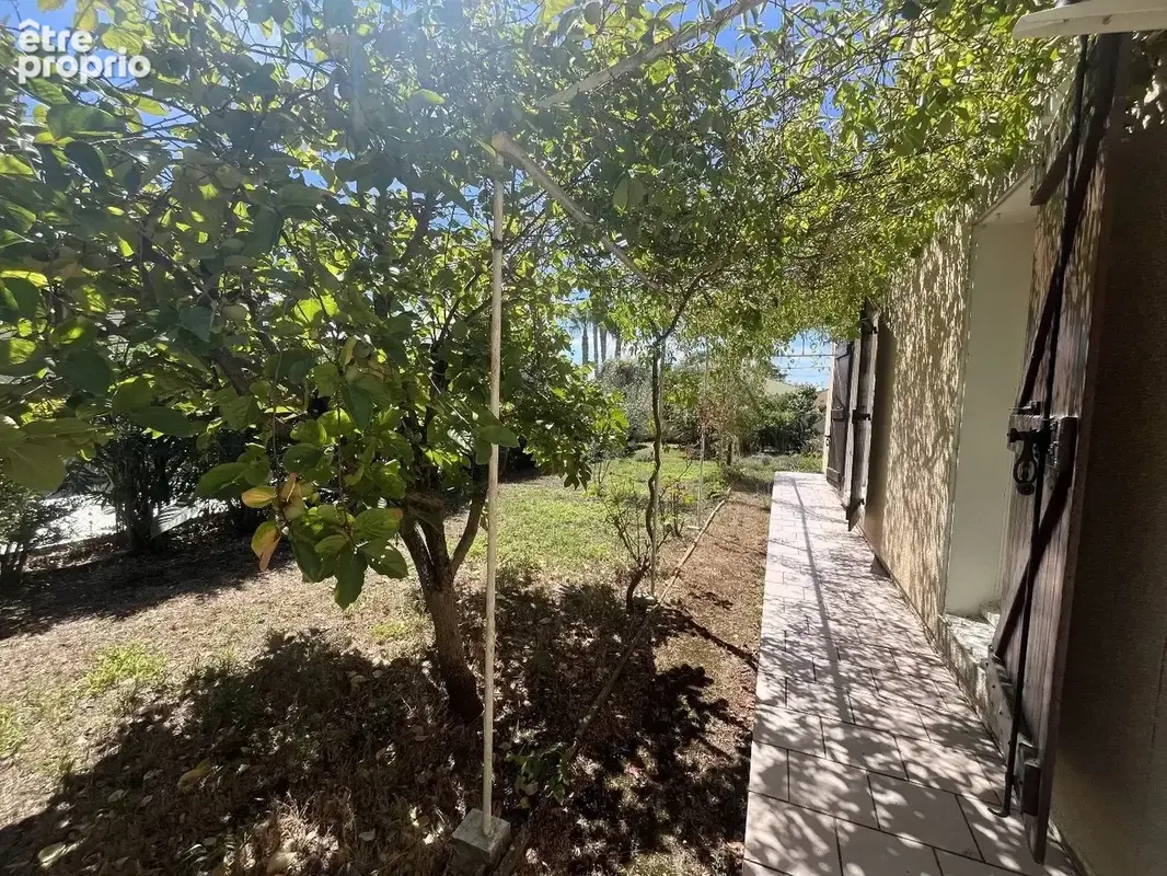 Centre Bernis, Villa plain pied 3 chambres et garage - photo 3