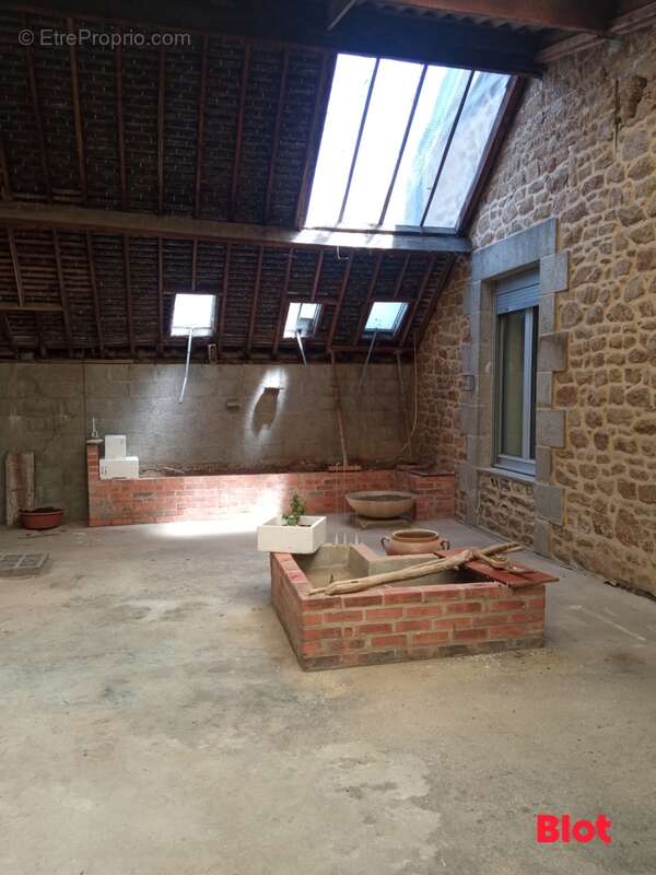 Appartement à FOUGERES