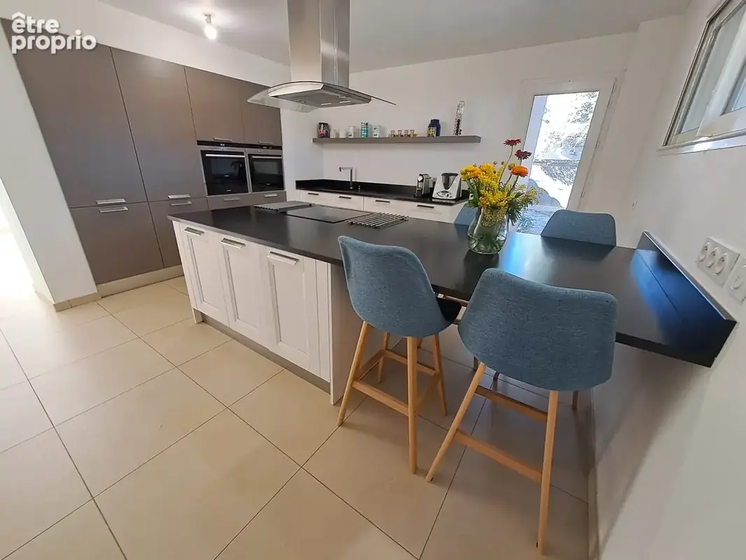 Villa T5 récente avec garage double sur un terrain de 913m2 - photo 6