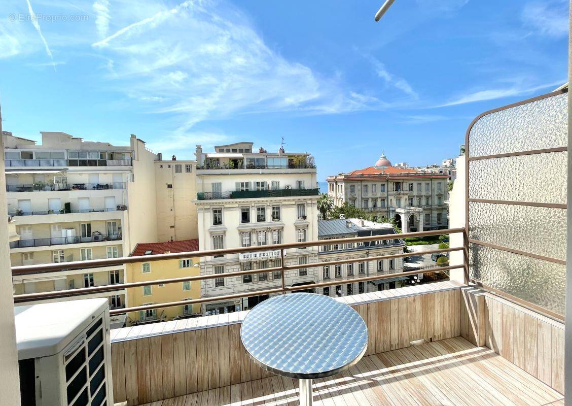 Appartement à NICE
