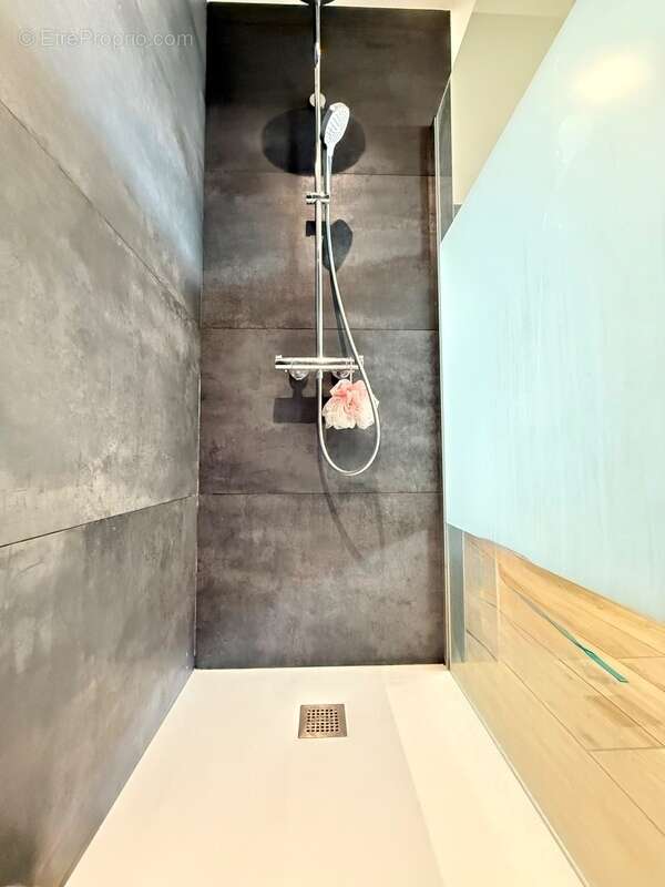 Maison à vendre 4 pièces LE CHAMBON FEUGEROLLES (42) La Cotatay - photo 5