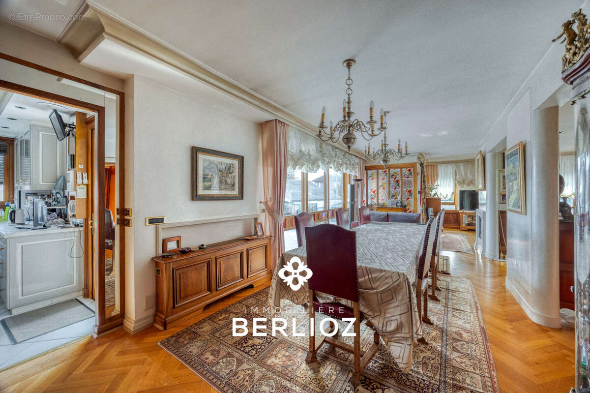 Maison à CORENC