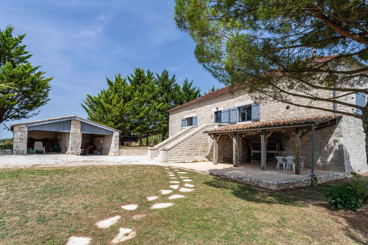 Country house with pool - photo 9