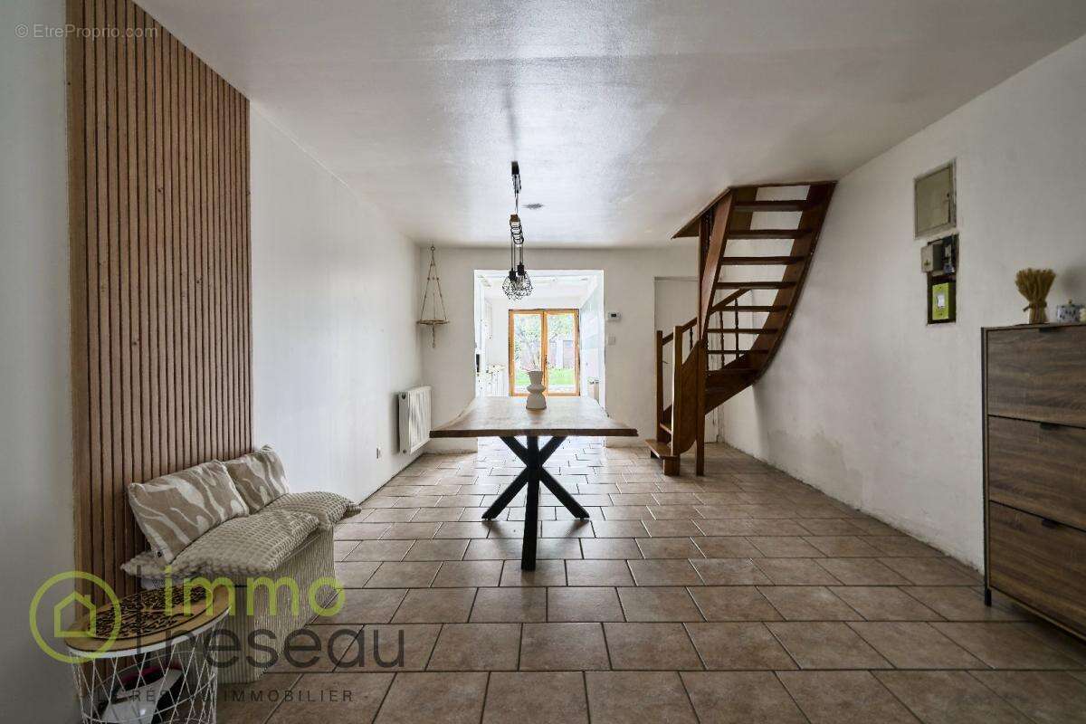 Maison à ARMENTIERES