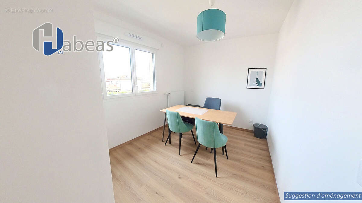 Maison à SAINT-PIERRE-DE-CHANDIEU