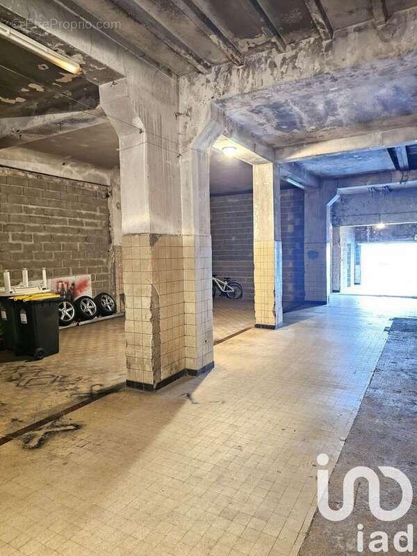 Photo 9 - Parking à NILVANGE