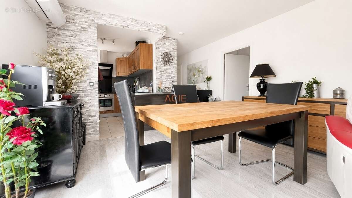 Appartement à LOUVRES