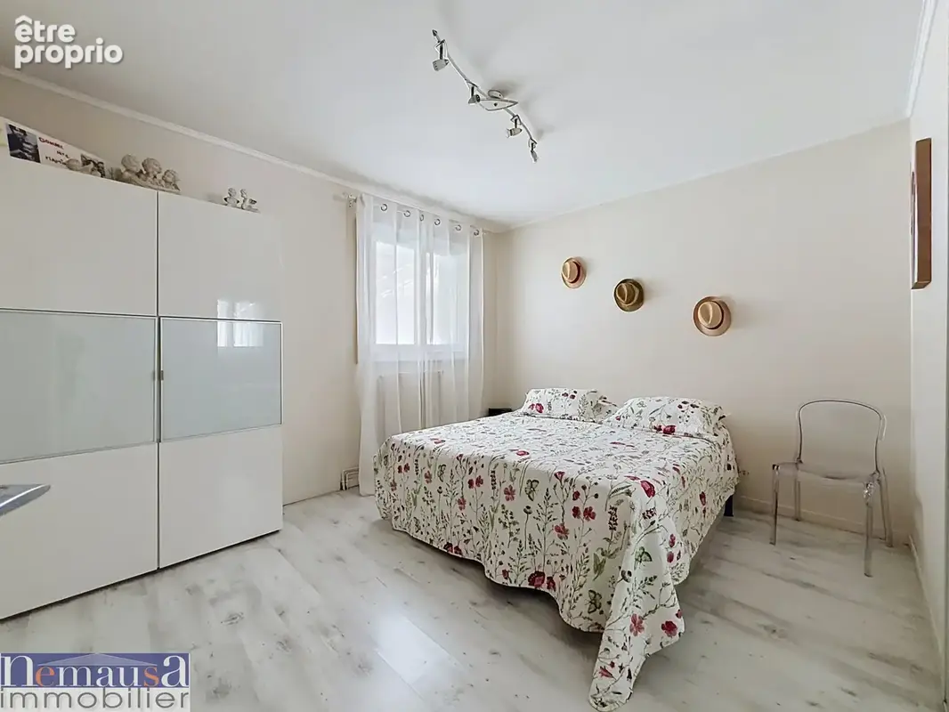 A vendre Maison plain-pied 118 m2 avec piscine et véranda   Nîmes, secteur CHU Carémeau - photo 7