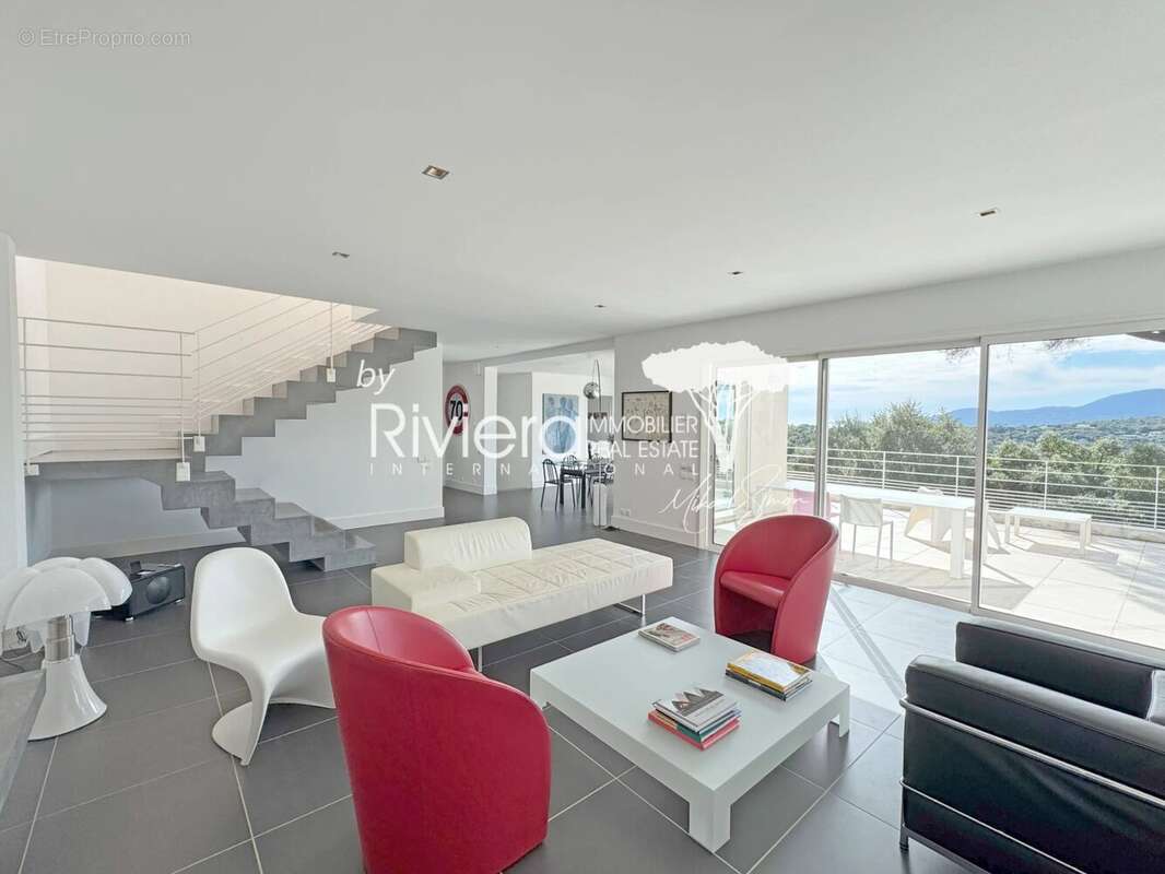 Maison à LA CROIX-VALMER