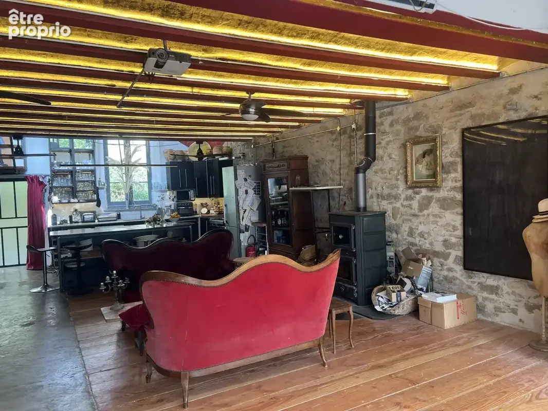Près de Limoux, loft unique de style industriel dans un village pittoresque - photo 9