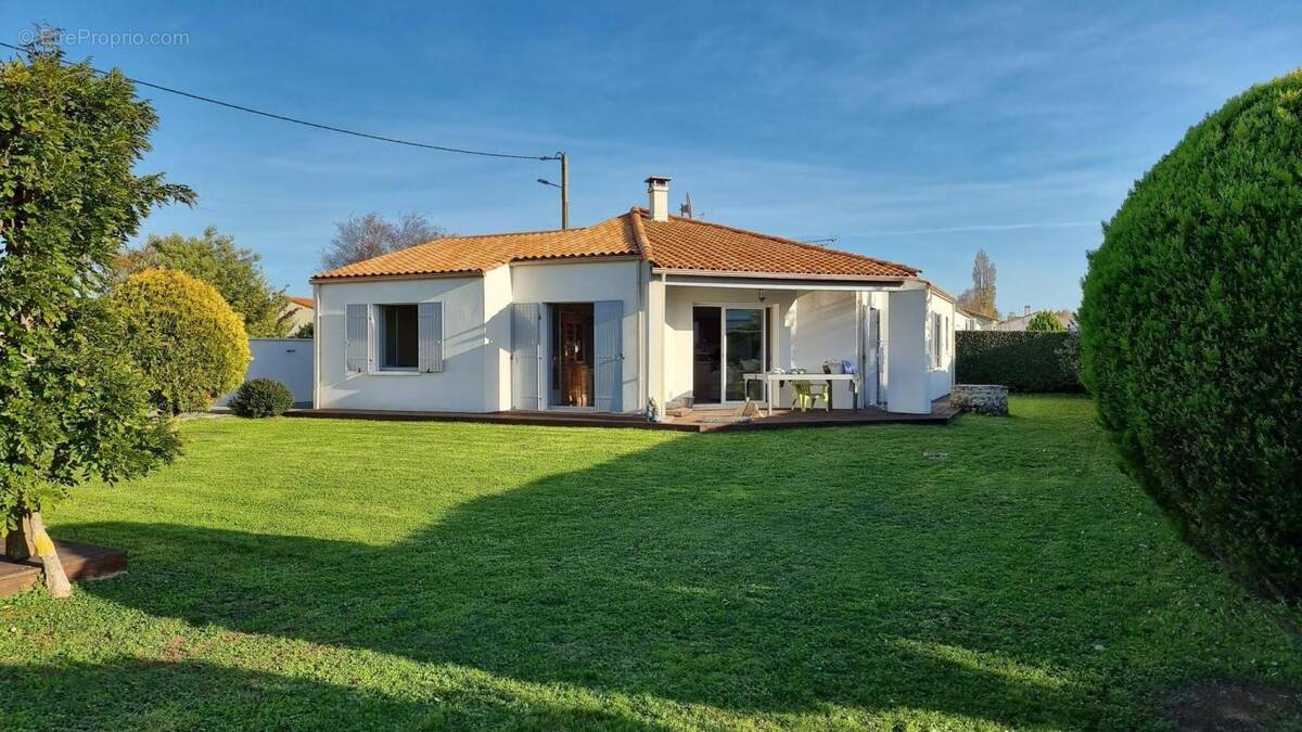 Maison à NIEULLE-SUR-SEUDRE