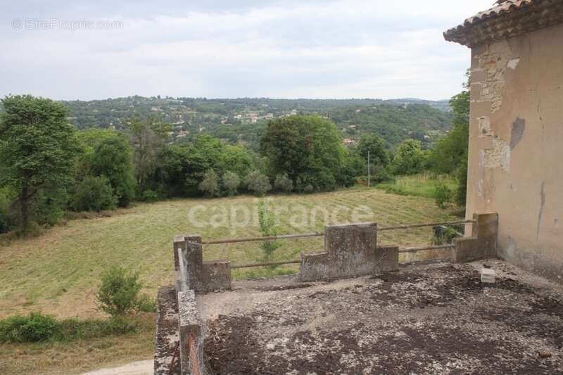 Dpt Vaucluse (84), à vendre SAIGNON Château Historique à Rénover - photo 4