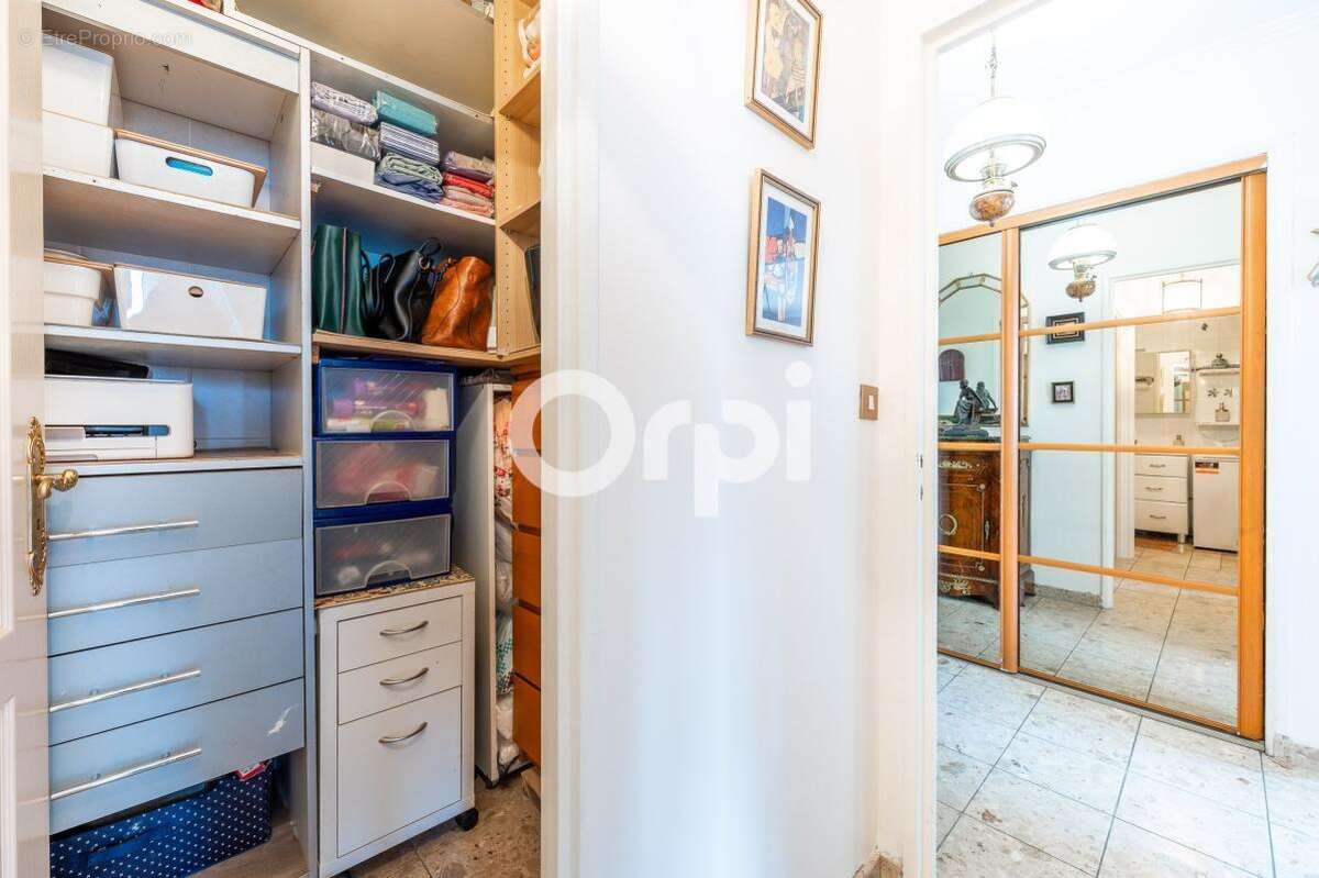 Appartement À Vendre - photo 9