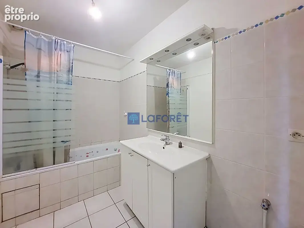 Appartement La Fère 4 pièce(s) 90.82 m2 - photo 5
